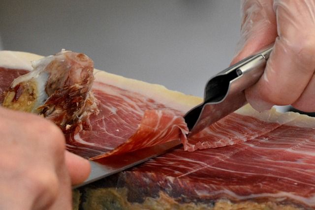 Cómo cortar el jamón de forma correcta